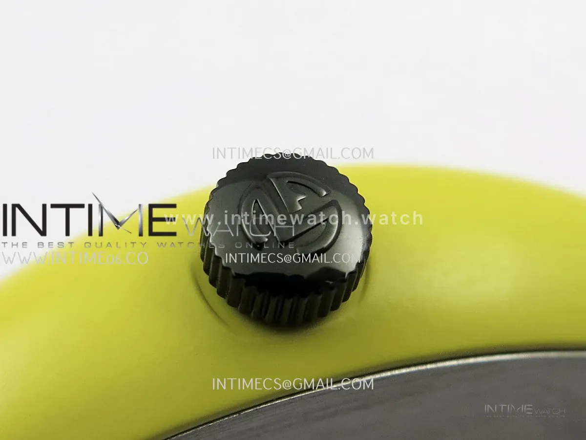 Crazy Hours Real Jumping Hour Yellow PVD ABF Black Dial Color Marker On Black Rubber Strap A23J